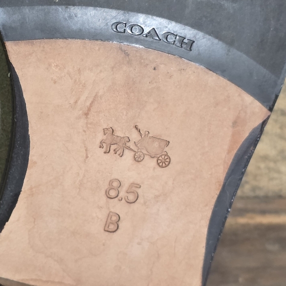 Coach Colleen Designer Gray Suede Ankle Bootie with Side Zip Closure. 8.5 - Picture 10 of 12